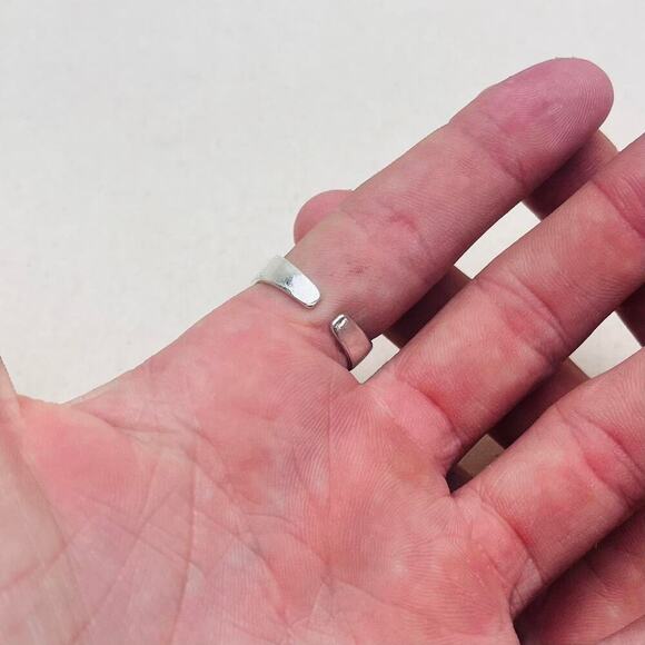 y2k vintage silver egyptian eye ring - Picture 3 of 7